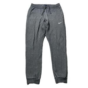 Nike Sportswear Club Fleece Joggers Mens Medium Gray Cuffed Sweatpants